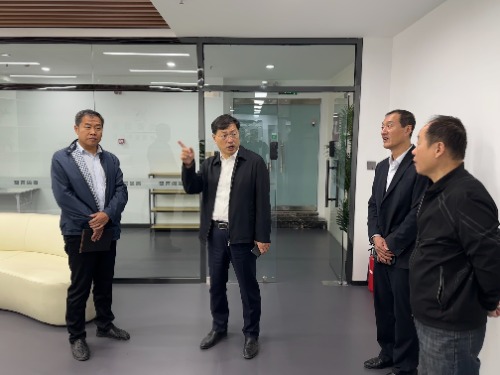 常山集團(tuán)黨委書記、董事長吳寧赴恒永公司、實(shí)業(yè)公司調(diào)研